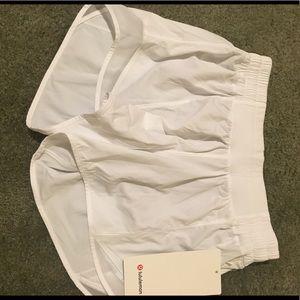 Lululemon hotty hot shorts white